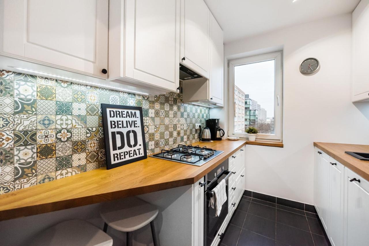 Metro Swietokrzyska Boho Aesthetic Apartment Varsovie Extérieur photo